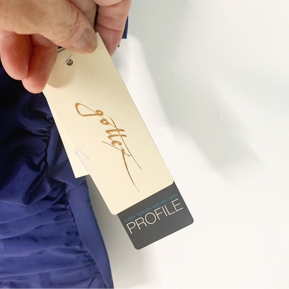 Gottex Profile One Piece off the Shoulder Swimwear! - Picture 7 of 7